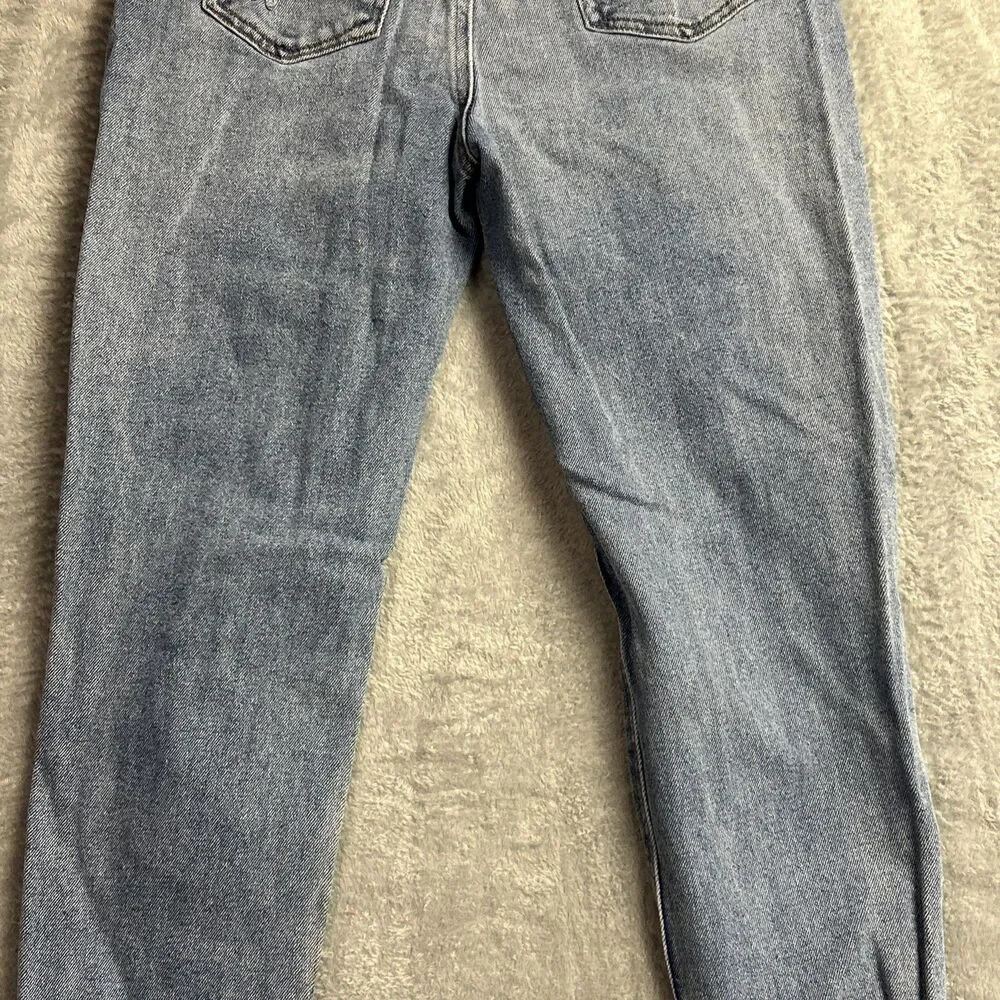 Tinseltown Womens Jeans Sz. 1 Distressed Straight Leg Medium Wash - Picture 16 of 16